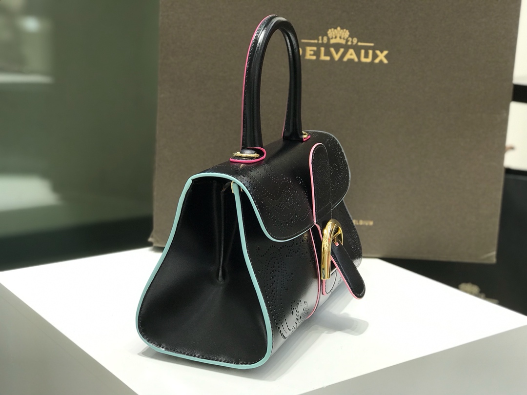 델보 브리앙 미니 캐시미어 박스백